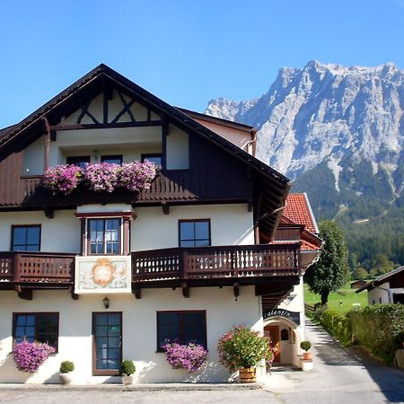 Appartement Valentin Ehrwald Bagian luar foto