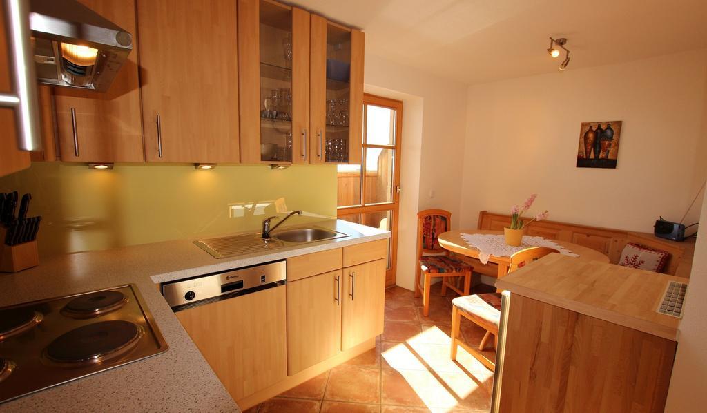Appartement Valentin Ehrwald Ruang foto