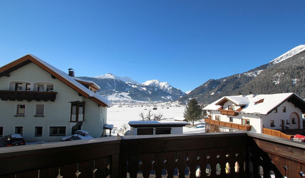 Appartement Valentin Ehrwald Ruang foto